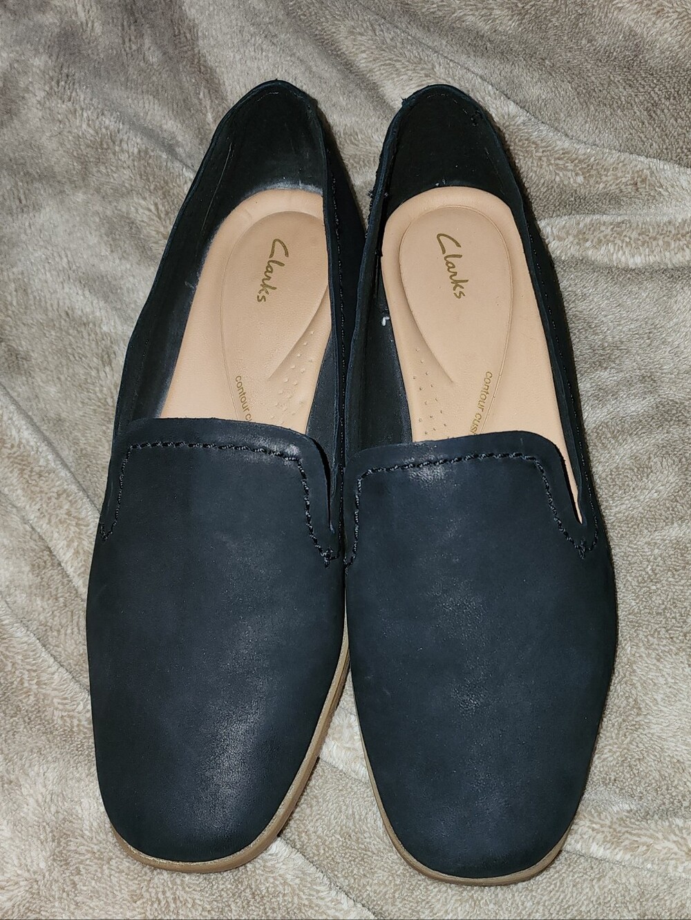 Clarks Women’s Black Slip‑On Loafers | Contour Cushion Comfort | Size 7.5